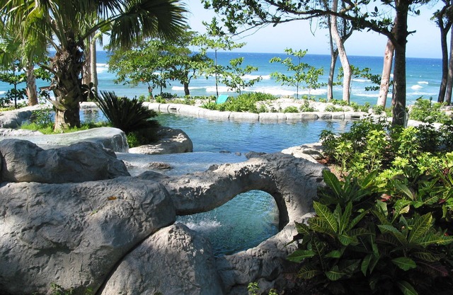 Sea Horse Ranch Luxury Resort