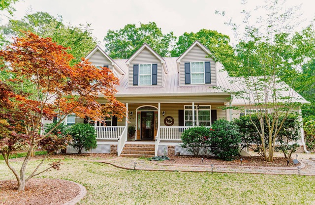 Sea Horse Ranch 6Br/3 Bath on 2 Acres in Murrells Inlet