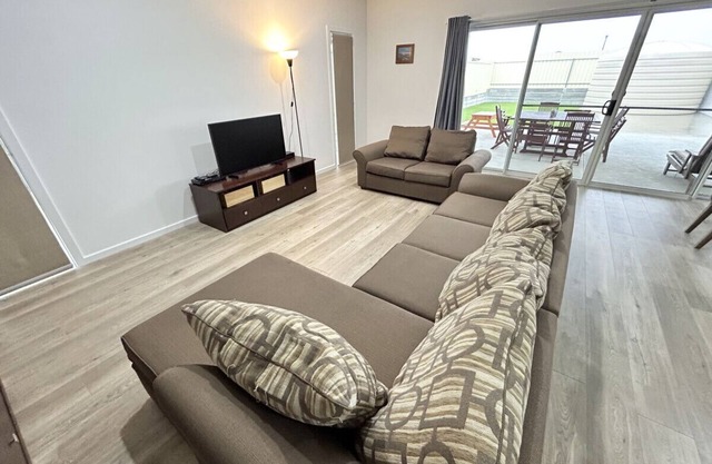 Sea La Vie - Relax & Unwind in Complete Comfort