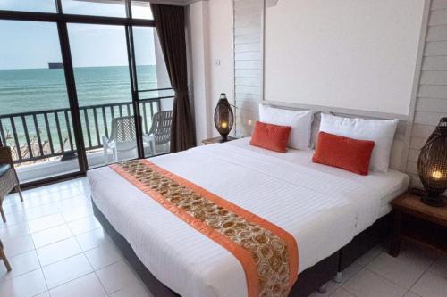 Sea Memories White Sand Beach Hotel