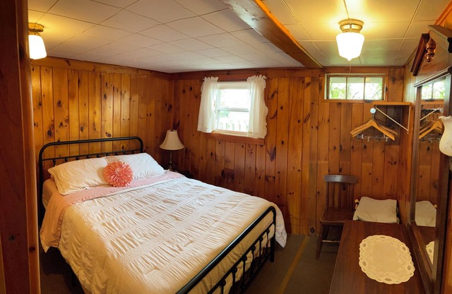 Sea Rose Cottage - on Popham Beach!