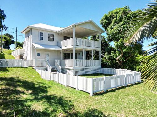 Sea Sage Cottage 4703