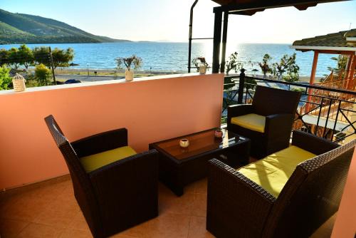 Sea Side Apartment Plataria