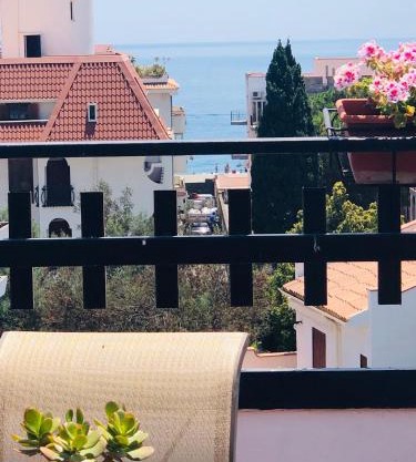 Sea View 2 Bedroom Vacation Apartment