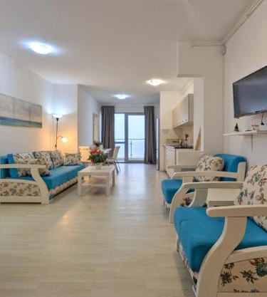 Sea View 3-Room Apartment