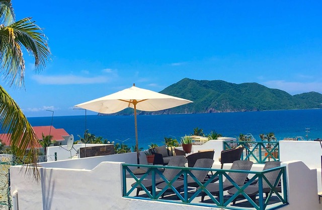 Sea view apartment for 4-6 people!