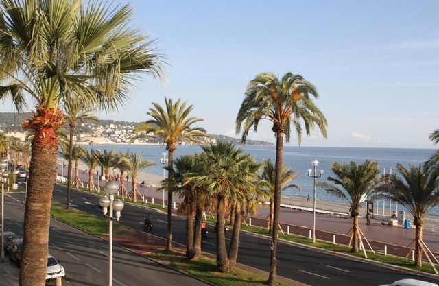 Sea View Apartment