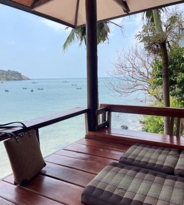 Sea view bungalow
