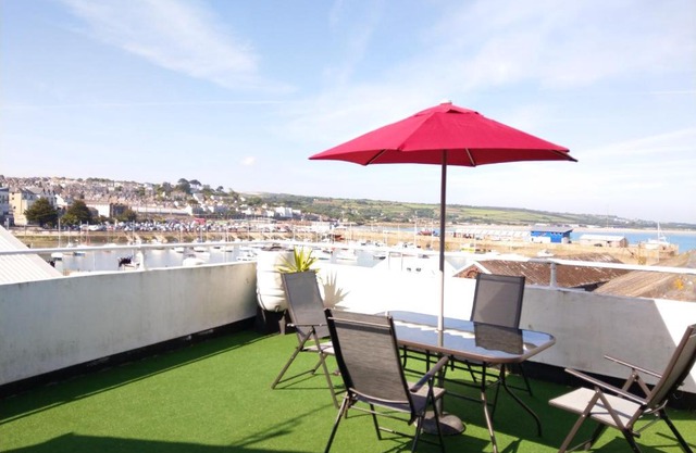 Sea View Cottage - Character House Overlooking Penzance Harbour - 109