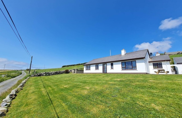 Sea View Cottage, Errislannan home away from home