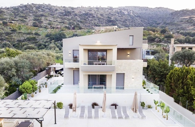 Sea View Estate near Chania City.