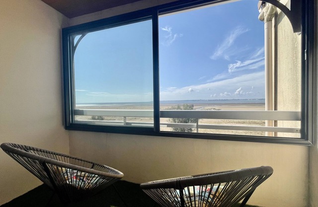 Sea view apartment