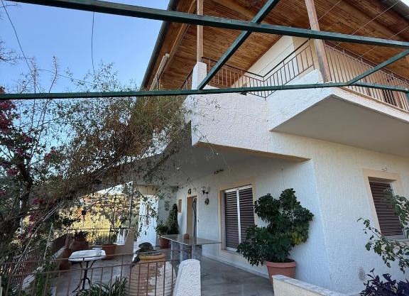 Sea View House A