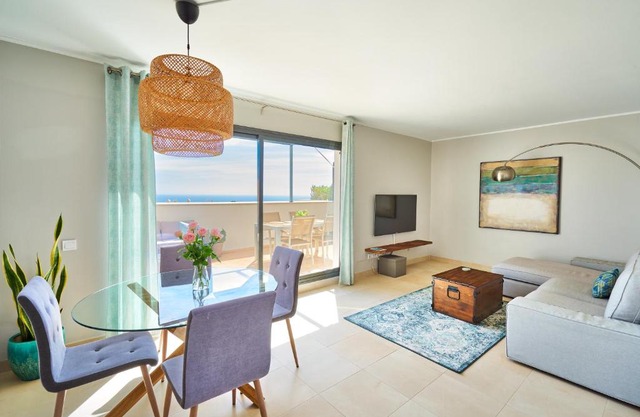 Sea View Penthouse, Pool, Privacy, Benalmadena