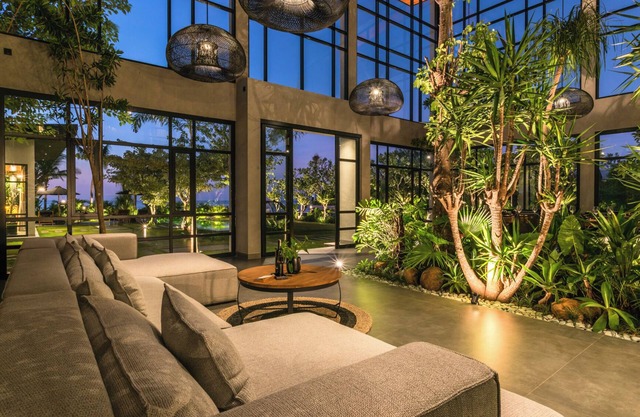 Sea View Pool House