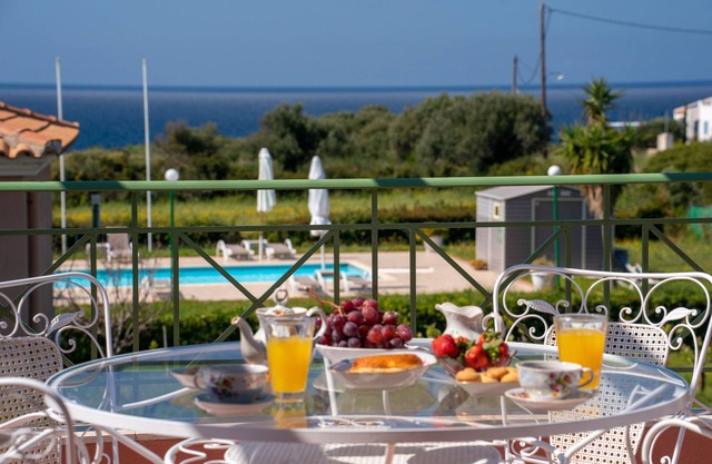 Vista al mar piscina privada villa de 3 dormitorios Cleopatra