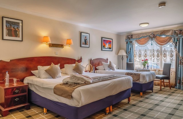 Sea View Stay Near Oban Bay | Stroll to Tower, Distillery & Museum