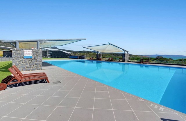 Sea View Villa - White Sands