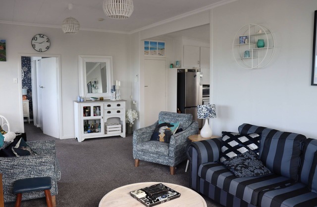 sea views from kitchen, dinning, master bedroom and large partly covered deck