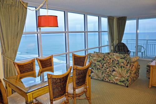 SEA1403 Seaside Resort 3BR/3B Condo, Lazy River, Multiple Pools