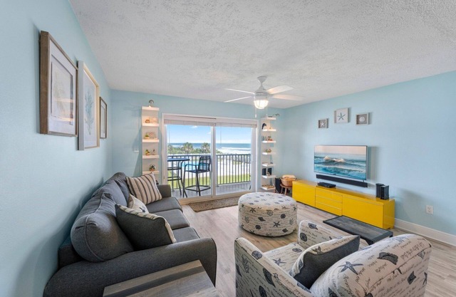 Seabreaker Delight - Direct Ocean Views with Pool!