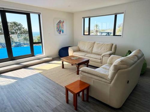 Seabreeze Army Bay apartment