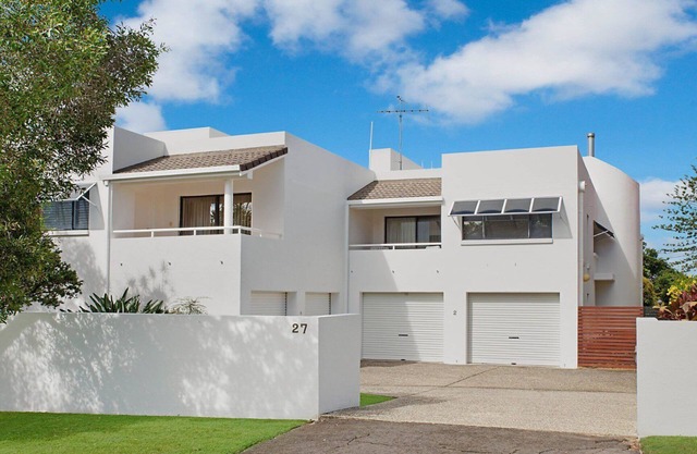 2/27 Wilson Avenue Dicky Beach QLD
