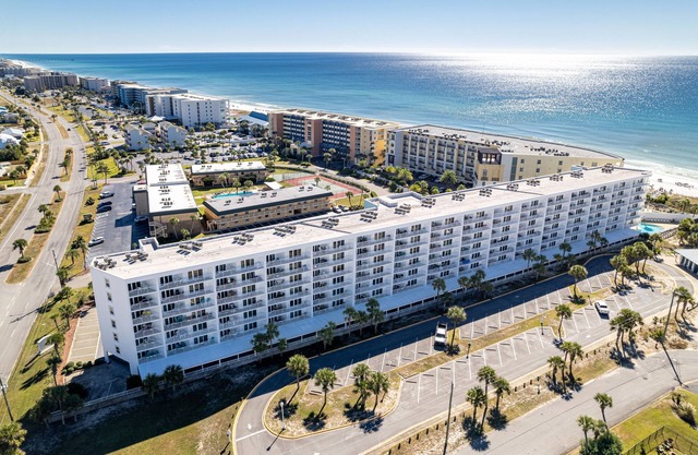 Seacrest 501B is a Gulf Front 2 BR on Okaloosa Island by RedAwning