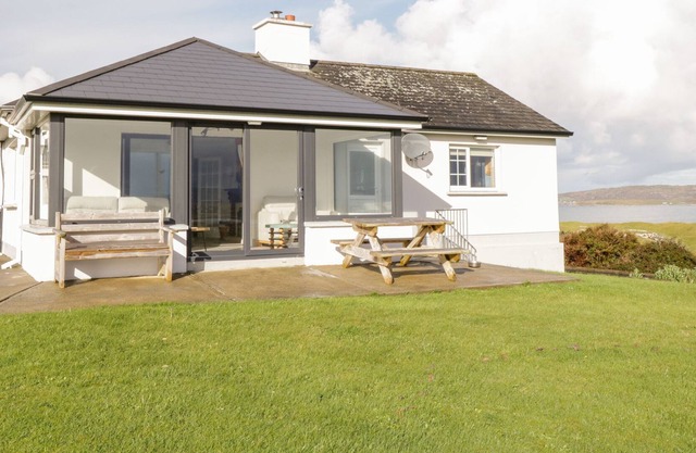SEACREST, pet friendly in Ballyconneely, County Galway