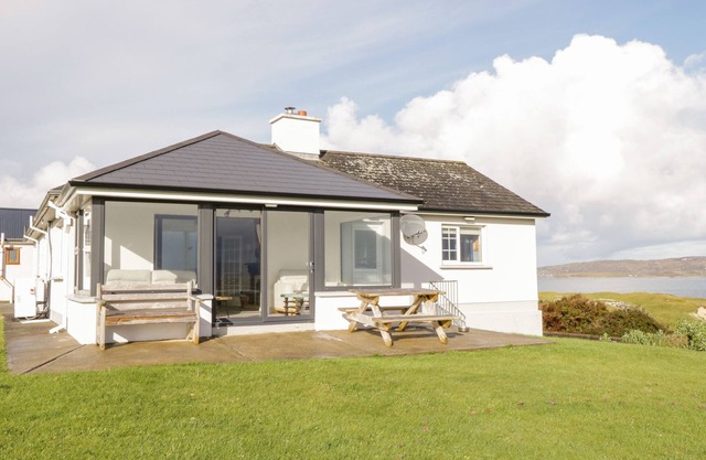 SEACREST, pet friendly in Ballyconneely, County Galway