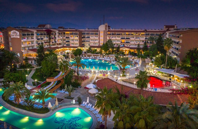 Seaden Corolla Hotel