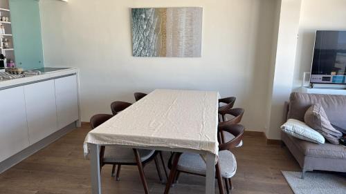 Seafront apartment 2 bed Duinbergen