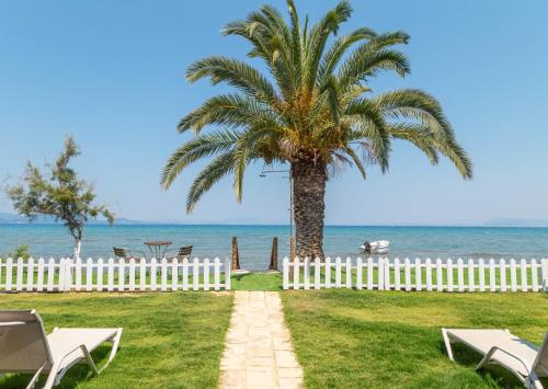 Seafront Villa Melachrinou