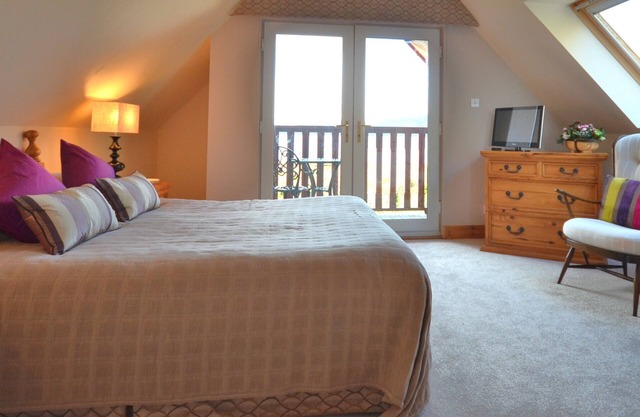 Villa frente al mar con vistas a Lamlash Bay WWW. ARRANHOLIDAYRENTALS. CO. Reino Unido