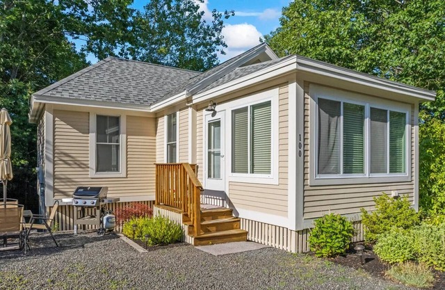 Seaglass Village Cottages - 100