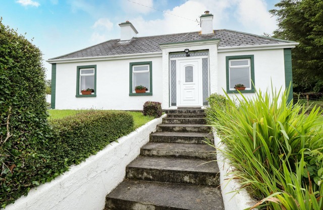 SEAN BHAILE, family friendly in Castlebar, County Mayo