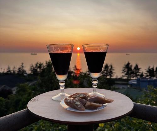 Seaside apartment abuseridze