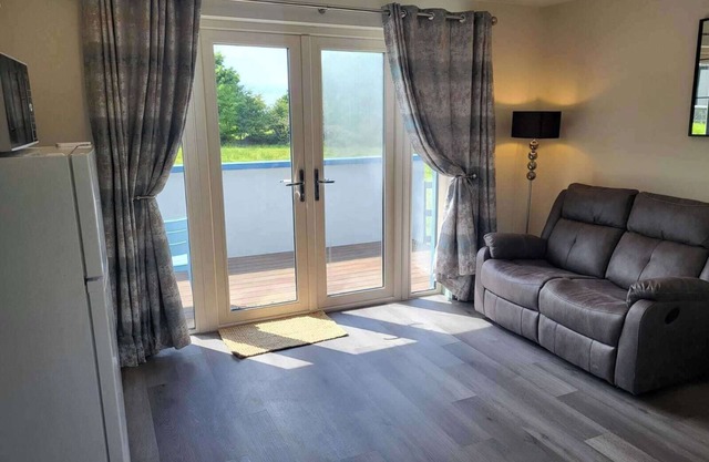 Seaside Apartment- Sligo- Pet Friendly