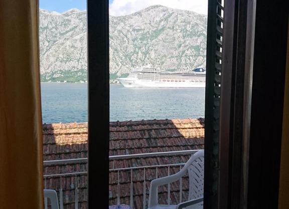 Seaside apartments and rooms