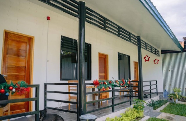 Seaside Bliss: Tranquil Living for up to Four Guests