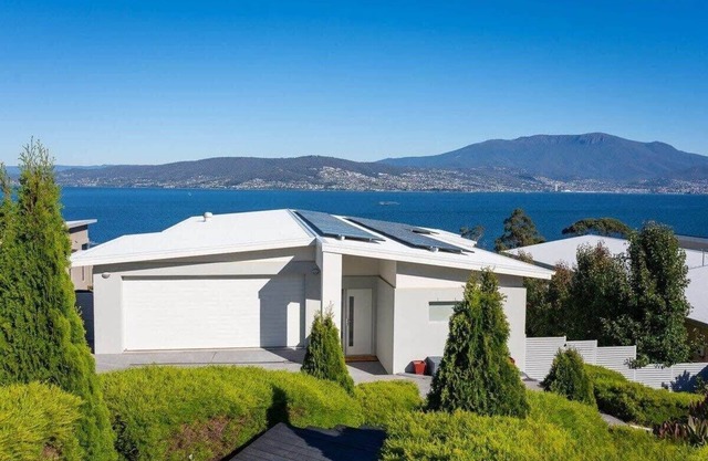 Seaside Chic Villa with Breathtaking Ocean Views
