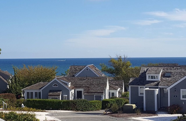 Seaside Condo 100 yardas de prístina playa privada.