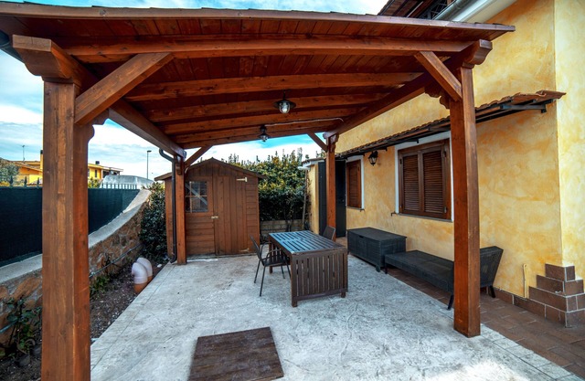 CASA RURAL LADISPOLI CERRETO