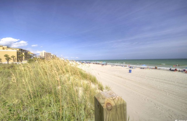 Seaside Elegance Your Coastal Getaway
