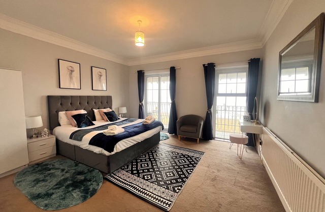 Seaside Escape. Cosy beachside retreat