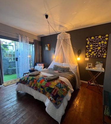 Seaside Getaway @ Swallow House Suite #1