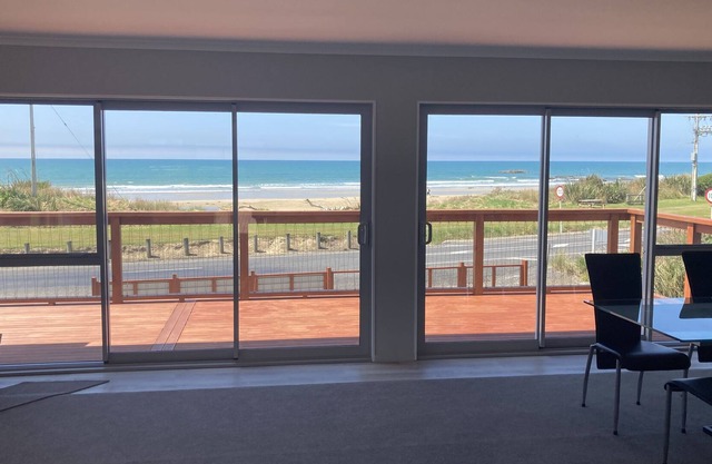 Seaside Holiday House, 30m from the beach.
