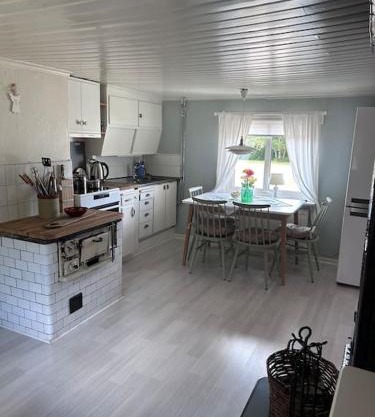 Seaside house in a old farm near Falkenberg, 500m to beach