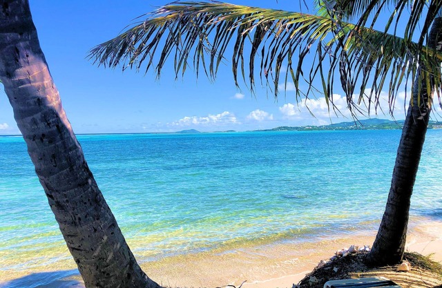 SeaSide Serenity at Colony Cove-2 bed / 2 bath seaside condo- beach and pool.