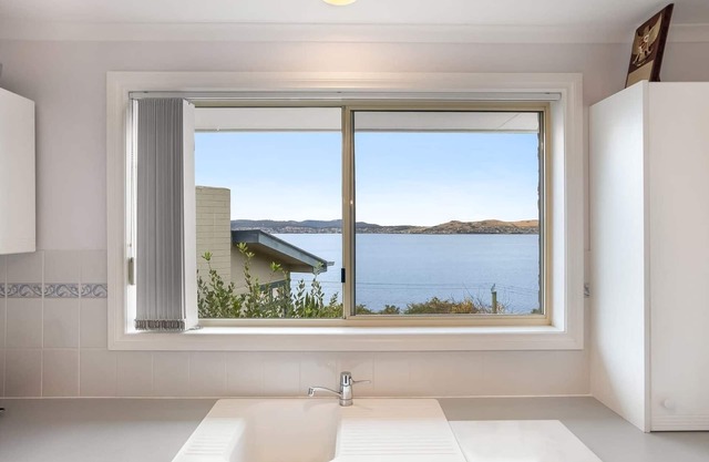 "Seaside Serenity" with Views, Sleeps 9, 3 bath